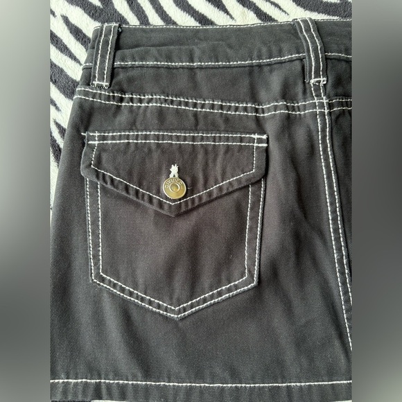 NWT Divided By H&M Woman’s 2 Black Denim Mimi Skirt With White Stitching - Picture 5 of 7